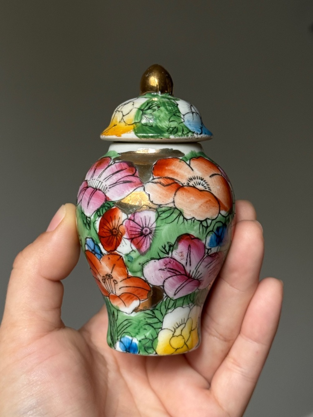 Lidded 4" Ginger Spice Jar Vintage Chinese Floral Gold Painted Porcelain Urn